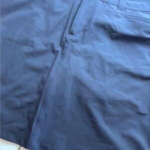 Eddie Bauer women’s navy skort size 10 never worn